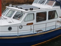 2wj8vg6x98.jpg