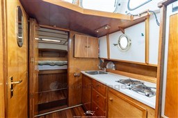 vesmyutfwx.jpg