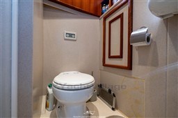 9us9592rb5.jpg