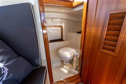 whjhc60xv2.jpg