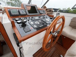 qplv87xtj9.jpg