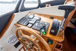 94e783bh52.jpg