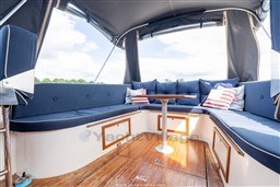 2t9vtx9p7k.jpg