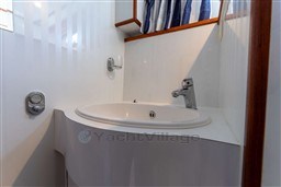 1q67rql728.jpg