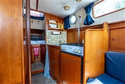 84tvg3pbv6.jpg
