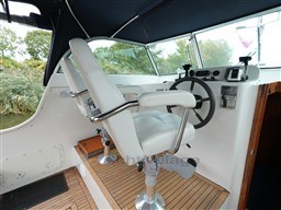 fifhnhi82f.jpg