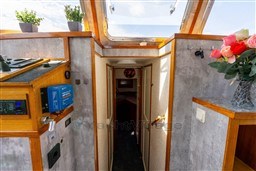 sbdg566nqv.jpg