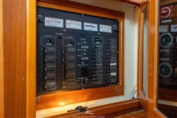 kxzrm5606o.jpg