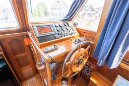 k3owc8bv4r.jpg