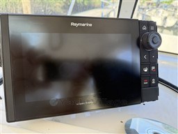 rqdzjt91gc.jpg