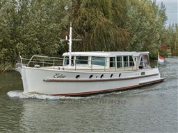 693jb88a4s.jpg