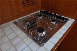 5plf6mh58f.jpg