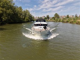 a358perv6d.jpg
