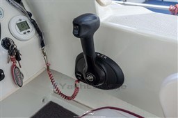 ea4282vcx7.jpg