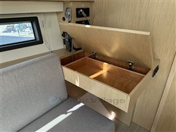 qs3q7x7paf.jpg