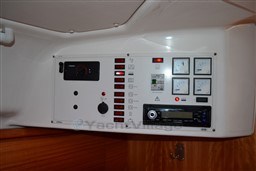 iny45183kh.jpg