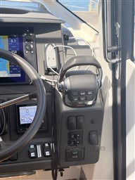 yxiq9i817l.jpg