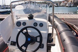2k8jkr8m97.jpg