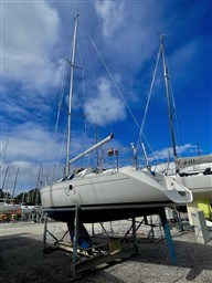 81re42kp00.jpg