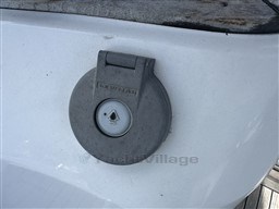 tf6upha6bl.jpg