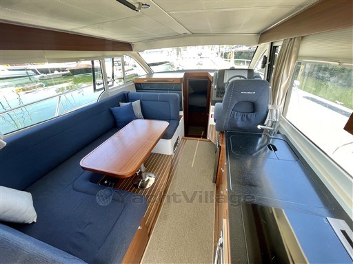 1qfa28z7wb.jpg