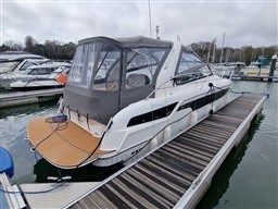 v8w08niczm.jpg