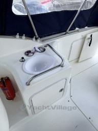 kgp99lv4tr.jpg