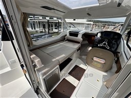 q1sg470i4h.jpg