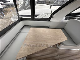 yovy3m7p51.jpg