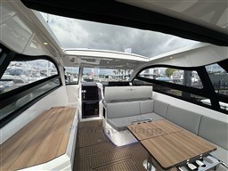 26gi7v0876.jpg