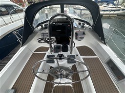 z3bc9f8183.jpg