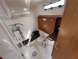 45ihuvg8in.jpg