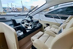 lx6m9kyf56.jpg