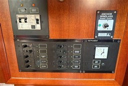 ir1j59i5rd.jpg
