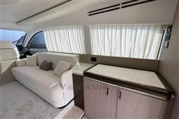 q7804xvzyd.jpg