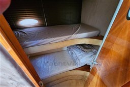 ydr181g1hm.jpg