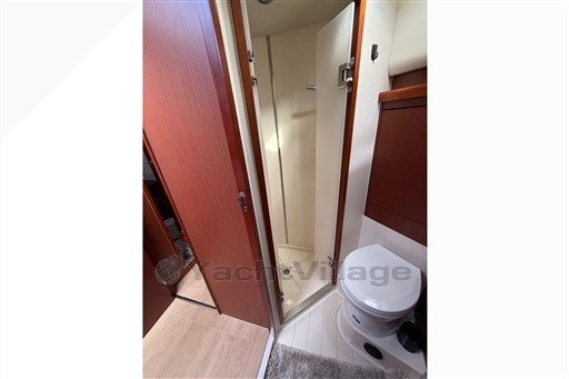 m682fb849i.jpg