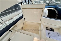 z4h248fnx5.jpg