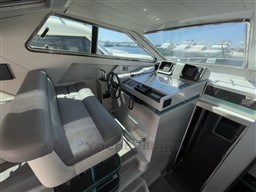 4jc9o77tr7.jpg