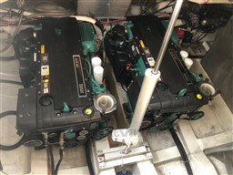 64kocoh98w.jpg