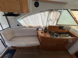 8b3gauvkr6.jpg
