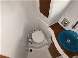 0bf0q5s68u.jpg