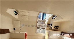 lry91kpy4b.jpg