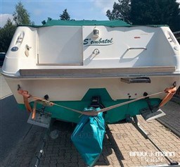 g64qw1owyq.jpg