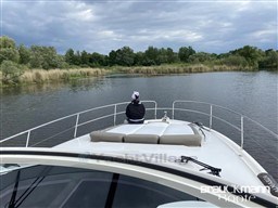 g1tx9xxu89.jpg