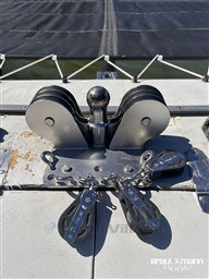 g33mdekqy9.jpg