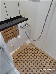 emh6mbos99.jpg