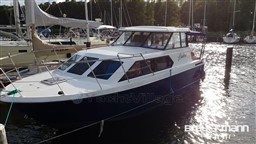 eys8vf36sy.jpg