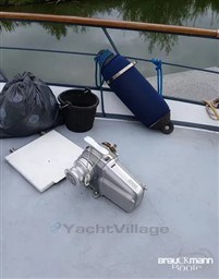 hrhh8e3puf.jpg
