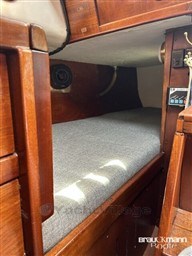 1nfr8eubd9.jpg